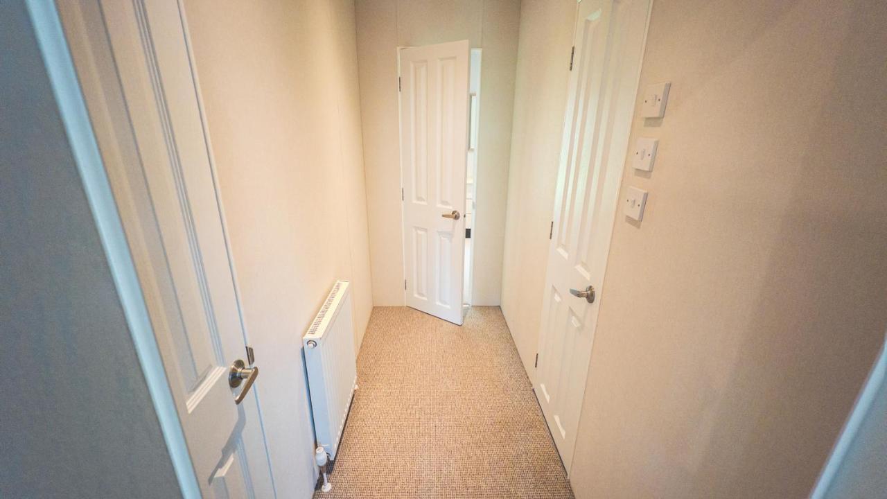 Angie'S Haven, Superb 2 Bedroom Lodge With Hot Tub - Sleeps 6 - Felmoor Park Morpeth Eksteriør bilde