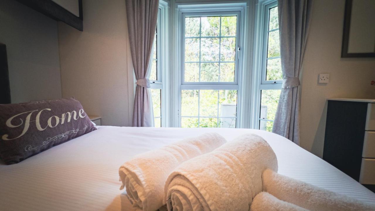 Angie'S Haven, Superb 2 Bedroom Lodge With Hot Tub - Sleeps 6 - Felmoor Park Morpeth Eksteriør bilde